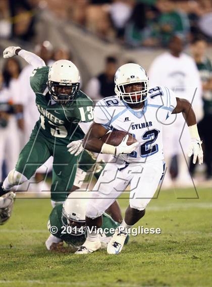Thumbnail 2 in Hamilton vs. Sylmar (CIF L.A.C.S. D2 Final) photogallery.
