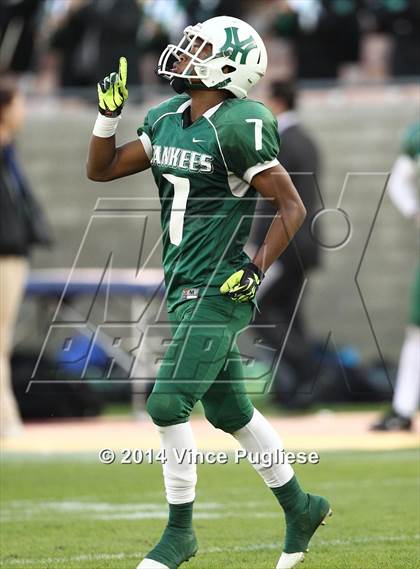 Thumbnail 1 in Hamilton vs. Sylmar (CIF L.A.C.S. D2 Final) photogallery.
