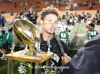 Thumbnail 1 in Hamilton vs. Sylmar (CIF L.A.C.S. D2 Final) photogallery.