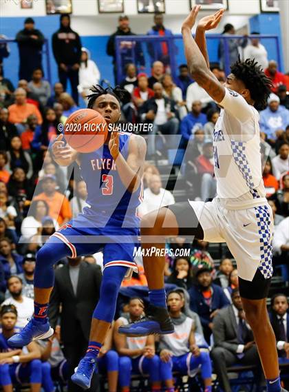 Thumbnail 3 in East Saint Louis @ Vashon Varsity photogallery.