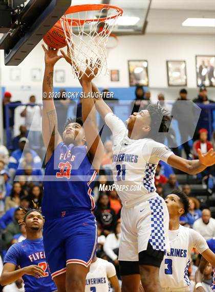 Thumbnail 3 in East Saint Louis @ Vashon Varsity photogallery.