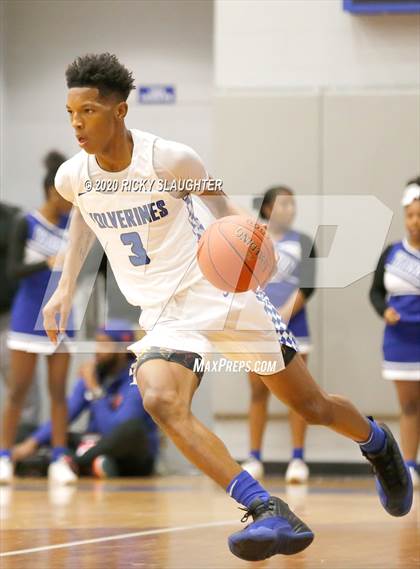 Thumbnail 3 in East Saint Louis @ Vashon Varsity photogallery.