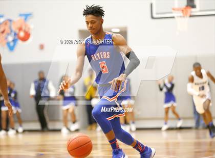 Thumbnail 3 in East Saint Louis @ Vashon Varsity photogallery.