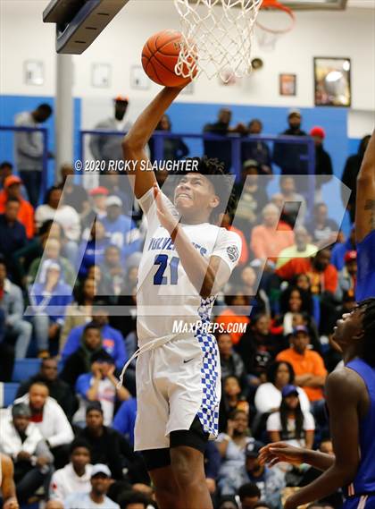 Thumbnail 2 in East Saint Louis @ Vashon Varsity photogallery.