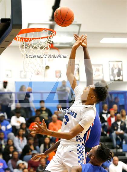 Thumbnail 2 in East Saint Louis @ Vashon Varsity photogallery.