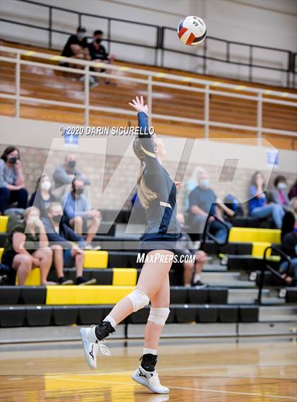 Thumbnail 1 in Valley Christian vs. Pusch Ridge Christian Academy (AIA 3A Round 1 Playoff) photogallery.