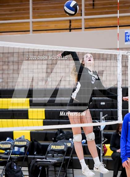 Thumbnail 3 in Valley Christian vs. Pusch Ridge Christian Academy (AIA 3A Round 1 Playoff) photogallery.
