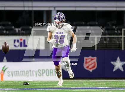 Thumbnail 3 in Tolar @ Timpson (UIL 2A D1 Football Final) photogallery.