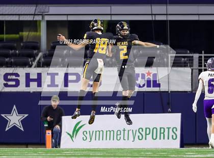 Thumbnail 3 in Tolar @ Timpson (UIL 2A D1 Football Final) photogallery.