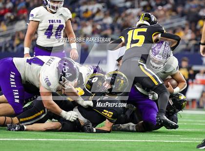 Thumbnail 3 in Tolar @ Timpson (UIL 2A D1 Football Final) photogallery.
