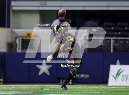 Thumbnail 1 in Tolar @ Timpson (UIL 2A D1 Football Final) photogallery.