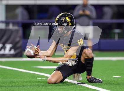 Thumbnail 2 in Tolar @ Timpson (UIL 2A D1 Football Final) photogallery.
