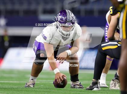 Thumbnail 1 in Tolar @ Timpson (UIL 2A D1 Football Final) photogallery.
