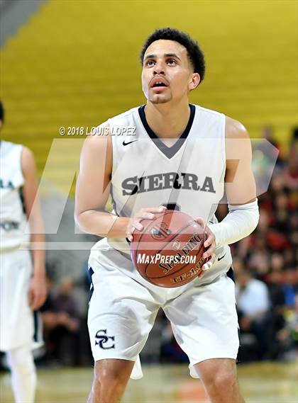 Thumbnail 2 in Etiwanda @ Sierra Canyon (CIF Open DIV Southern Regional Final) photogallery.