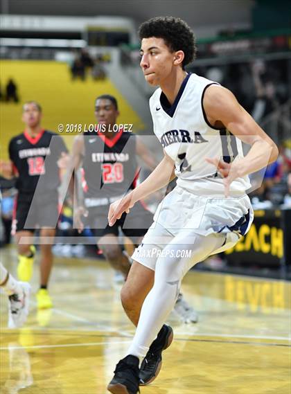 Thumbnail 2 in Etiwanda @ Sierra Canyon (CIF Open DIV Southern Regional Final) photogallery.