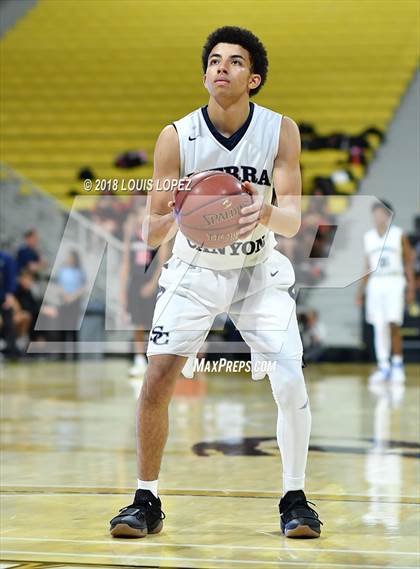 Thumbnail 1 in Etiwanda @ Sierra Canyon (CIF Open DIV Southern Regional Final) photogallery.