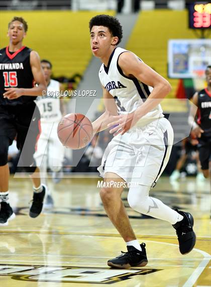 Thumbnail 2 in Etiwanda @ Sierra Canyon (CIF Open DIV Southern Regional Final) photogallery.