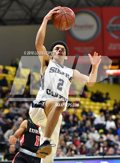 Thumbnail 2 in Etiwanda @ Sierra Canyon (CIF Open DIV Southern Regional Final) photogallery.
