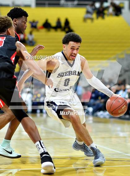 Thumbnail 2 in Etiwanda @ Sierra Canyon (CIF Open DIV Southern Regional Final) photogallery.