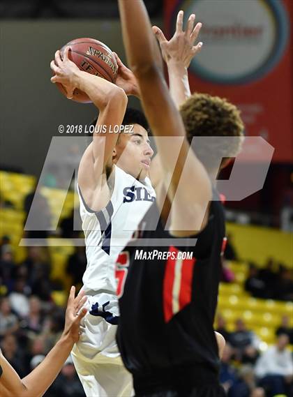 Thumbnail 2 in Etiwanda @ Sierra Canyon (CIF Open DIV Southern Regional Final) photogallery.