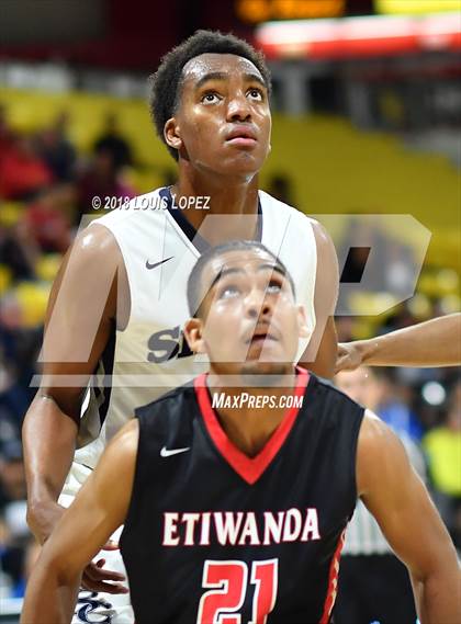 Thumbnail 1 in Etiwanda @ Sierra Canyon (CIF Open DIV Southern Regional Final) photogallery.