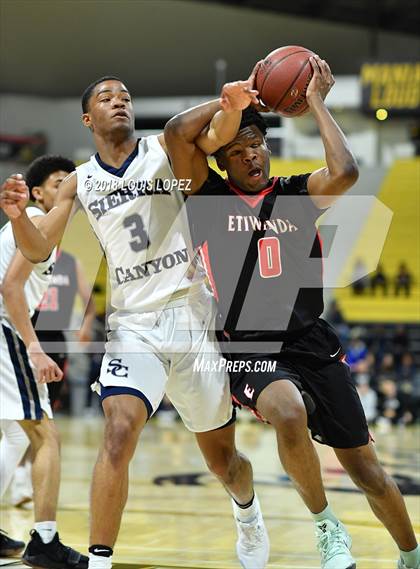 Thumbnail 2 in Etiwanda @ Sierra Canyon (CIF Open DIV Southern Regional Final) photogallery.