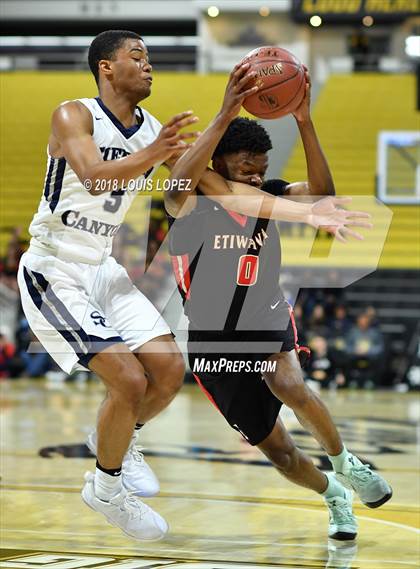 Thumbnail 2 in Etiwanda @ Sierra Canyon (CIF Open DIV Southern Regional Final) photogallery.