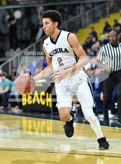 Thumbnail 2 in Etiwanda @ Sierra Canyon (CIF Open DIV Southern Regional Final) photogallery.