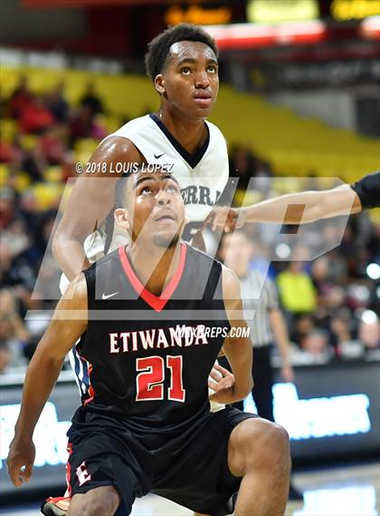 Thumbnail 3 in Etiwanda @ Sierra Canyon (CIF Open DIV Southern Regional Final) photogallery.