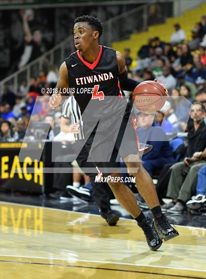 Thumbnail 1 in Etiwanda @ Sierra Canyon (CIF Open DIV Southern Regional Final) photogallery.