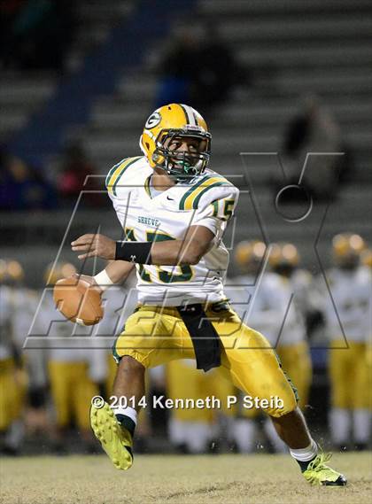 Thumbnail 1 in Captain Shreve vs. Thibodaux (LHSAA Class 5A First Round) photogallery.