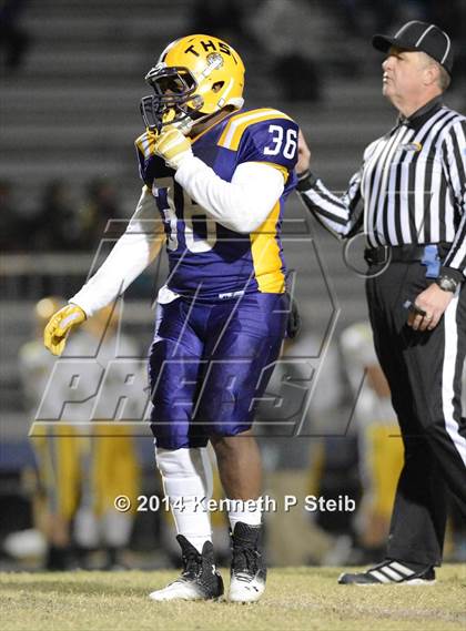 Thumbnail 3 in Captain Shreve vs. Thibodaux (LHSAA Class 5A First Round) photogallery.
