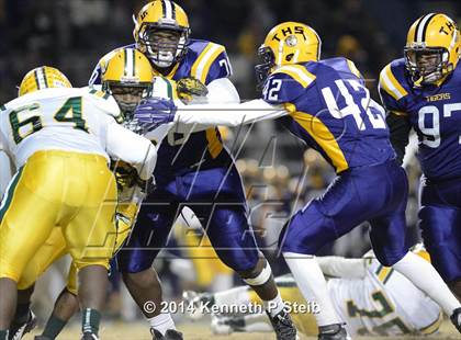 Thumbnail 2 in Captain Shreve vs. Thibodaux (LHSAA Class 5A First Round) photogallery.
