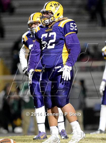 Thumbnail 2 in Captain Shreve vs. Thibodaux (LHSAA Class 5A First Round) photogallery.