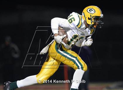 Thumbnail 2 in Captain Shreve vs. Thibodaux (LHSAA Class 5A First Round) photogallery.