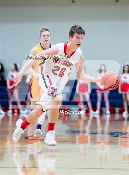 Thumbnail 3 in Edgewood vs. Pottsboro (UIL 3A Area Playoff) photogallery.