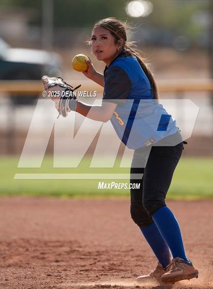 Thumbnail 3 in Ash Fork/Seligman @ Kingman photogallery.