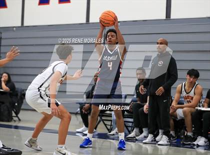 Thumbnail 3 in La Salle vs South Pasadena (Rose City Round Ball Classic) photogallery.