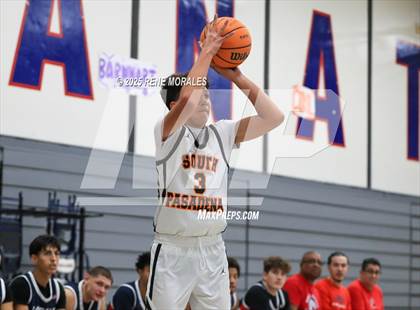 Thumbnail 3 in La Salle vs South Pasadena (Rose City Round Ball Classic) photogallery.
