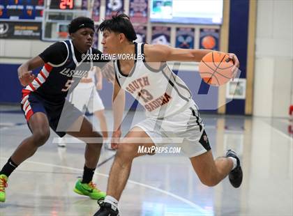 Thumbnail 2 in La Salle vs South Pasadena (Rose City Round Ball Classic) photogallery.