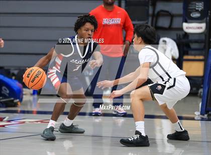 Thumbnail 1 in La Salle vs South Pasadena (Rose City Round Ball Classic) photogallery.