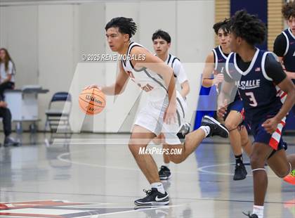 Thumbnail 2 in La Salle vs South Pasadena (Rose City Round Ball Classic) photogallery.