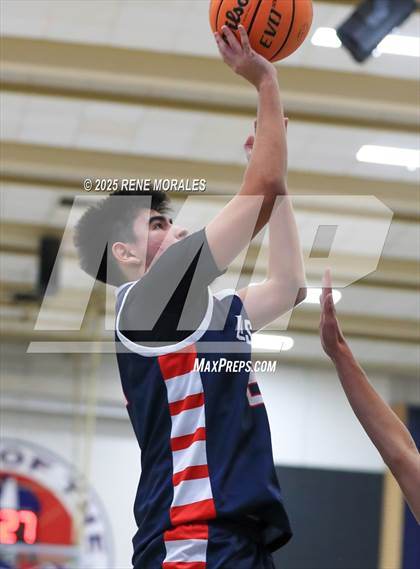 Thumbnail 3 in La Salle vs South Pasadena (Rose City Round Ball Classic) photogallery.