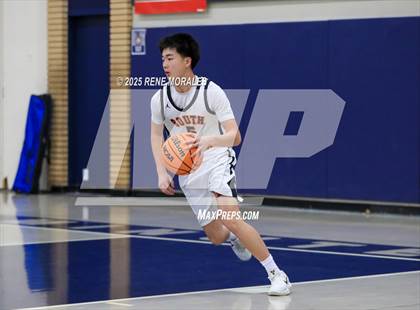 Thumbnail 2 in La Salle vs South Pasadena (Rose City Round Ball Classic) photogallery.