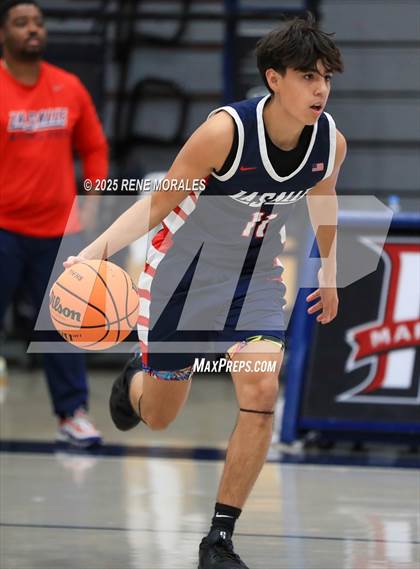 Thumbnail 1 in La Salle vs South Pasadena (Rose City Round Ball Classic) photogallery.