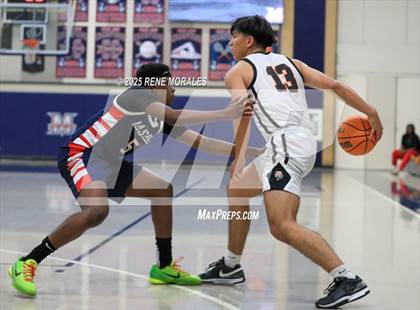 Thumbnail 3 in La Salle vs South Pasadena (Rose City Round Ball Classic) photogallery.