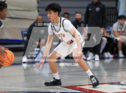 Thumbnail 1 in La Salle vs South Pasadena (Rose City Round Ball Classic) photogallery.