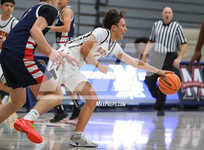 Thumbnail 2 in La Salle vs South Pasadena (Rose City Round Ball Classic) photogallery.