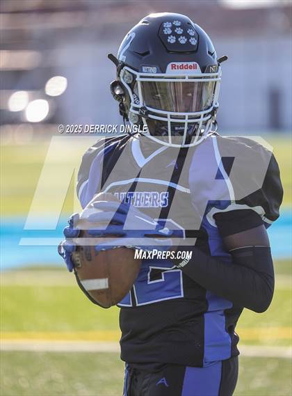 Thumbnail 2 in Petrides vs. East Harlem (PSAL 1A Final) photogallery.