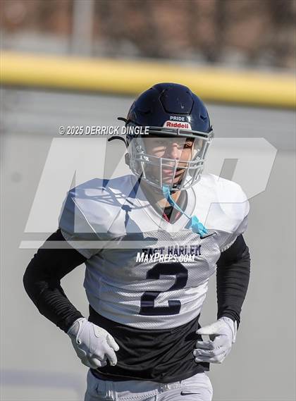 Thumbnail 3 in Petrides vs. East Harlem (PSAL 1A Final) photogallery.